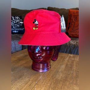 Reversible Mickey Mouse bucket hat!